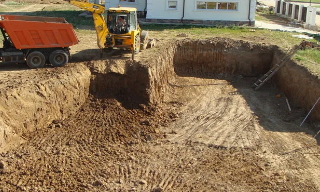 Рытье котлованов под фундамент в Туймазах – цена от 2644 руб. за м3 | 2Землекопа-Тмз